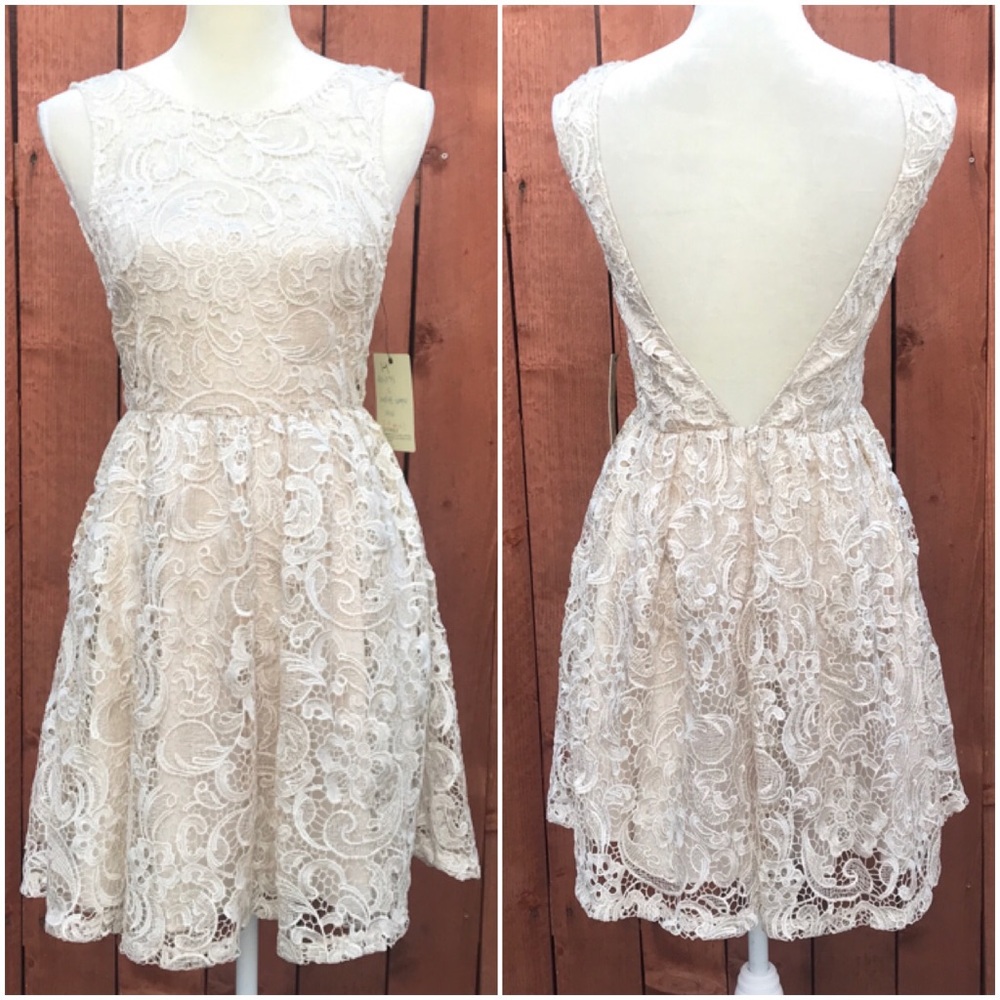 Alythea Champagne Lace Dress Size S